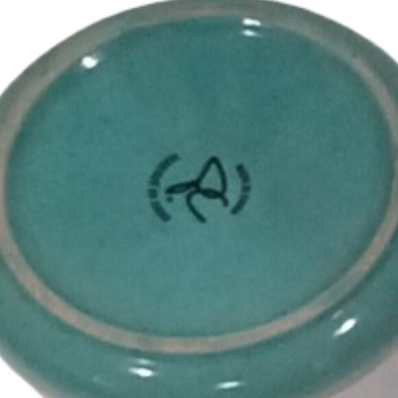 Two PC Brand Large Soup Bowls / Mugs with Handles White with Green Base - Picture 6 of 6